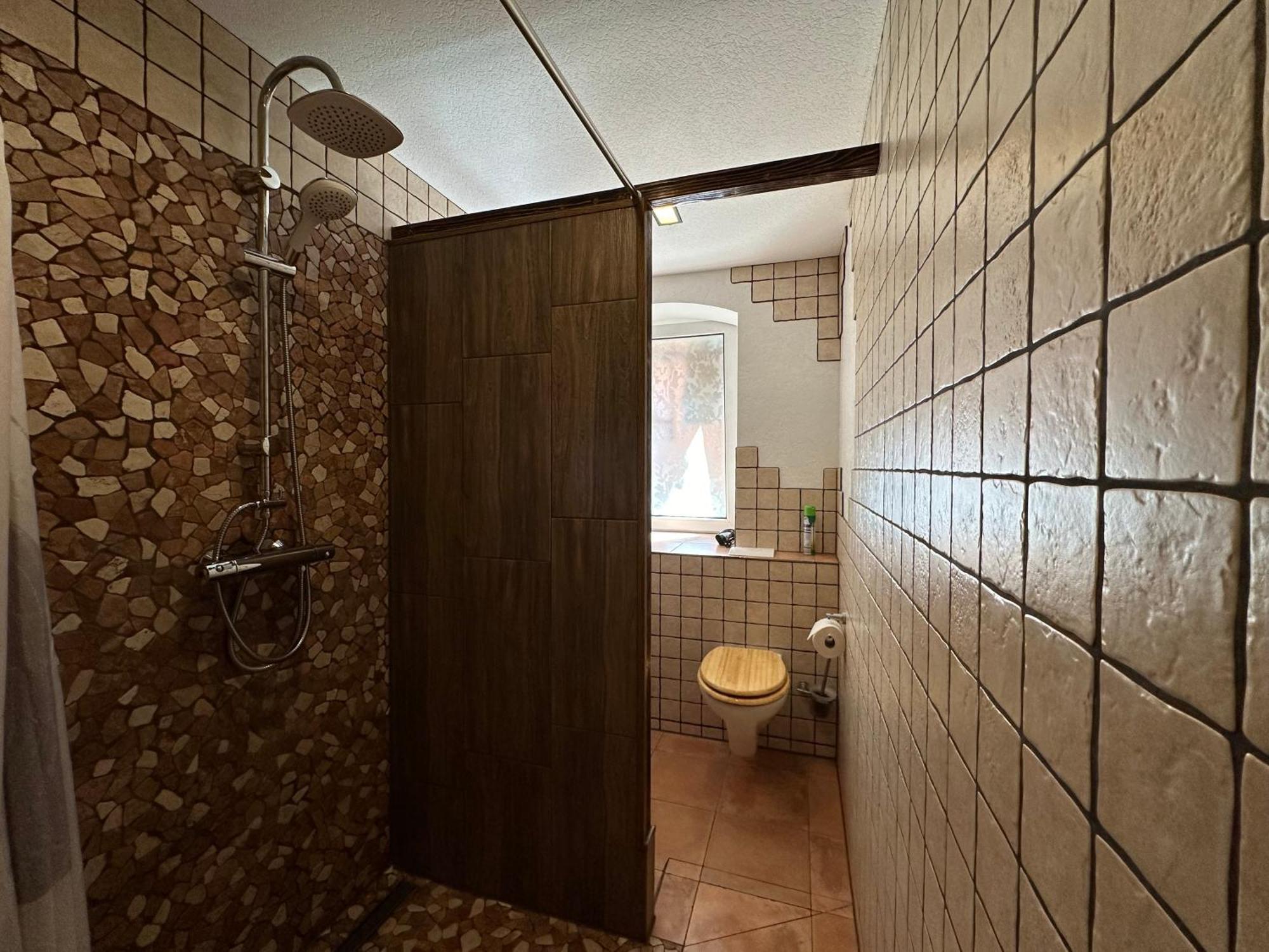 Souterrain Mit Rustikalem Charme Nur Fuer Euch! *